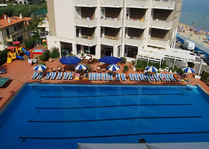 Hotel Unahotels Imperial Sport