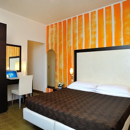 Hotel Unahotels Imperial Sport 4*