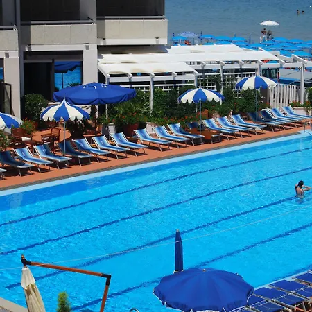 Hotel Unahotels Imperial Sport