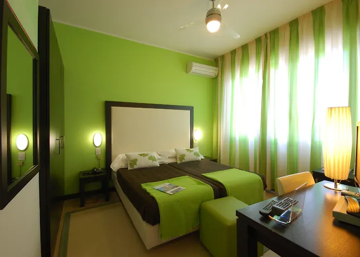 Hotel Unahotels Imperial Sport 4*
